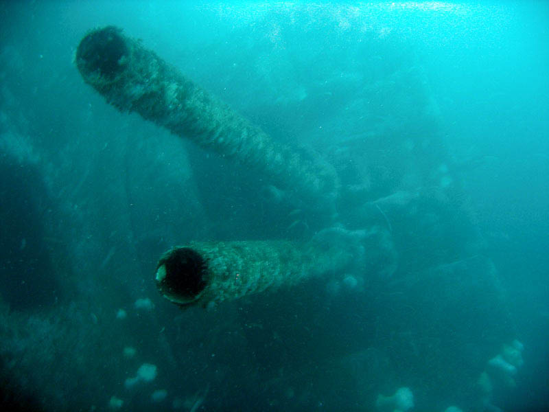 2009-10-17 HMCS Yukon  074e