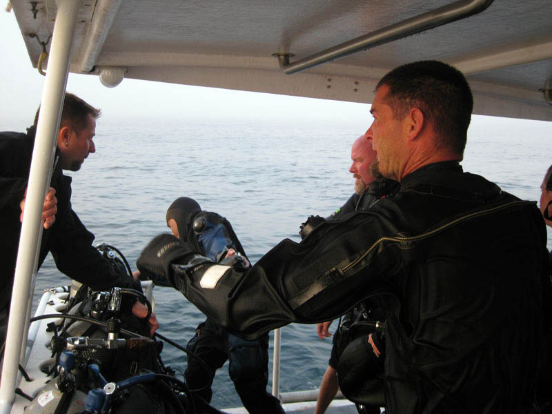 2009-10-17 HMCS Yukon  182e